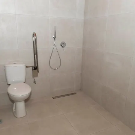 Annousa's House & 4*