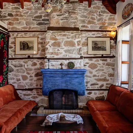 Annousa's House & Appart hôtel Kallirákhi