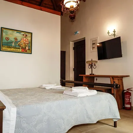 Annousa's House & Aparthotel