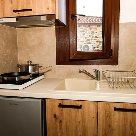 Annousa's House & 4* Kallirakhi