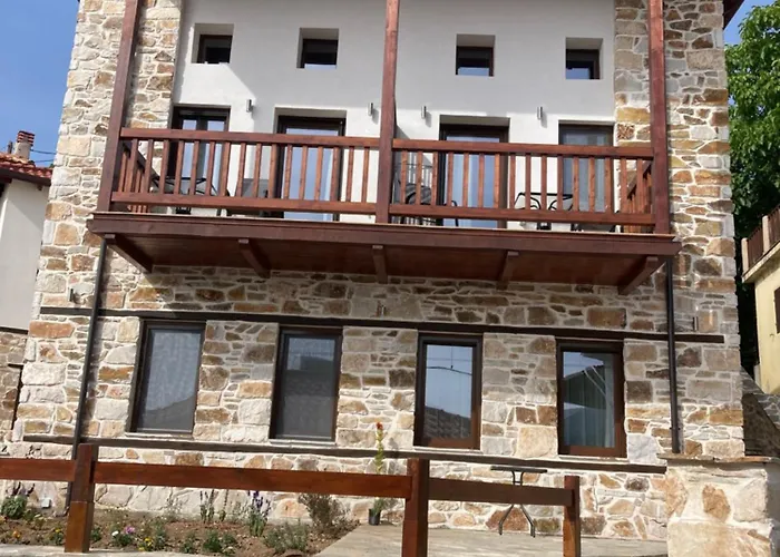 Annousa's House &