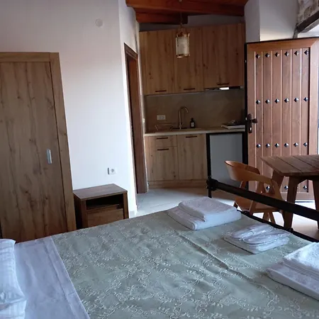 Annousa's House & Apartmanhotel