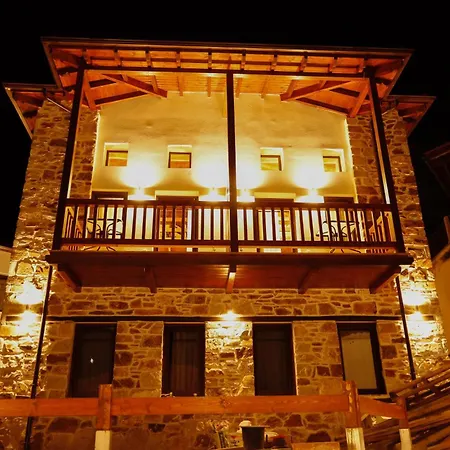 Annousa's House & 4*