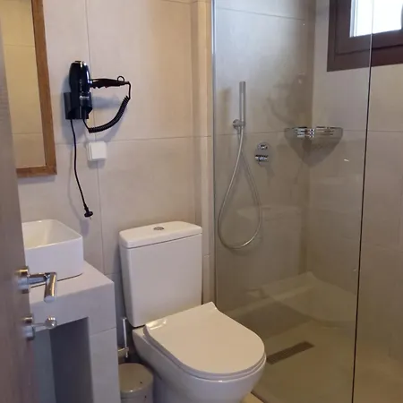 Annousa's House & Aparthotel