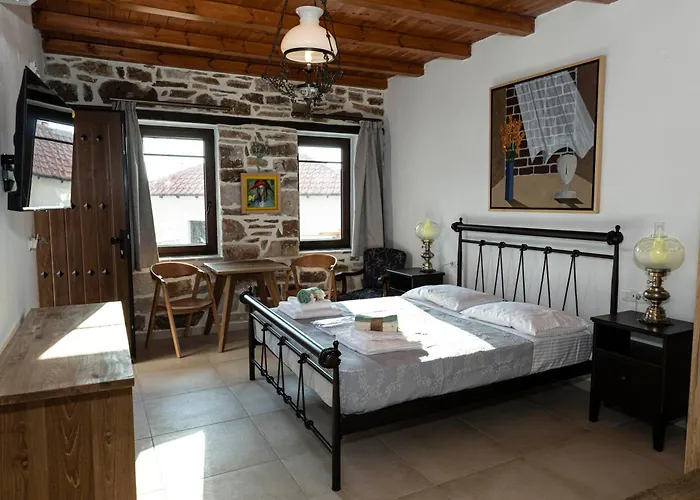 Annousa's House & 4*