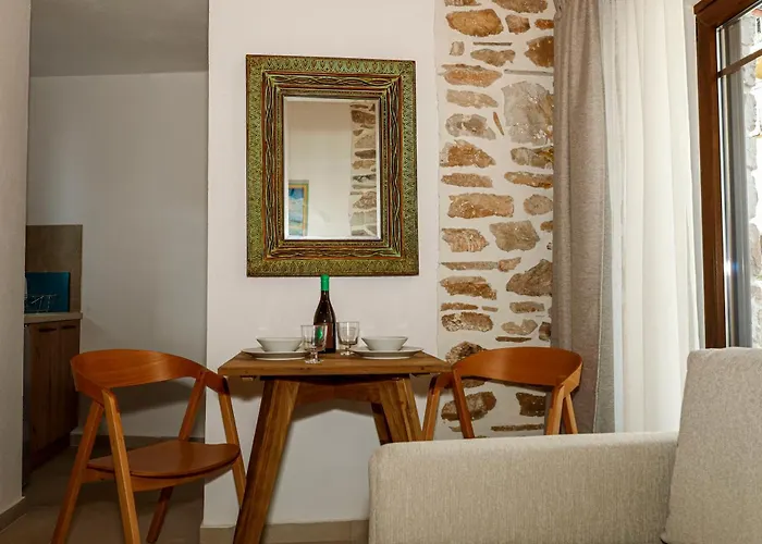 公寓式酒店 Annousa's House & 4*