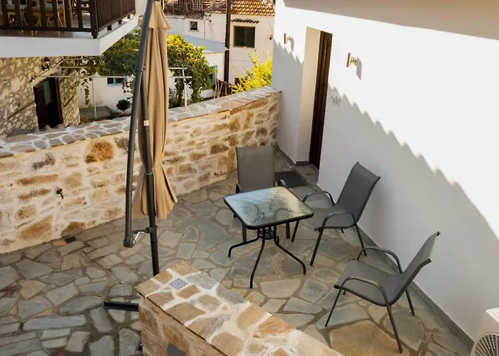 Annousa's House & 公寓式酒店 4*