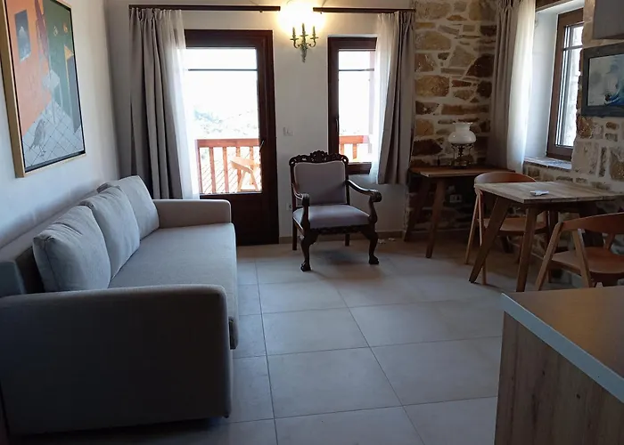 Annousa's House & 公寓式酒店 4*